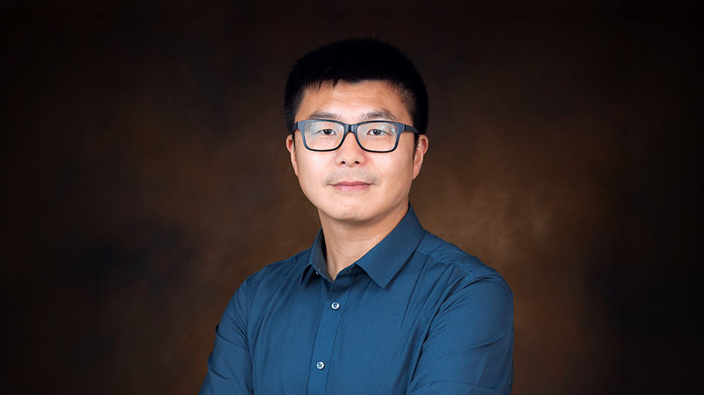 Associate Professor Tongzhi Wu