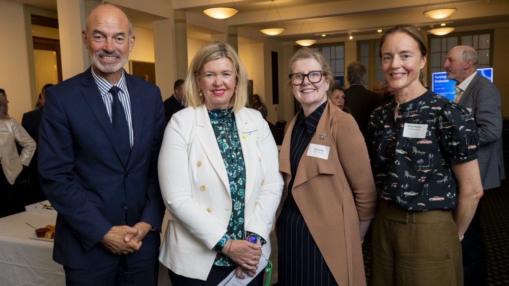 Tasmanian Parliamentarians unite to turn the tide on diabetes.