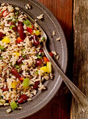 Brown rice salad with beans and capsicum