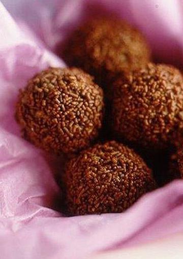 choc balls coated in chocolate sprinkles