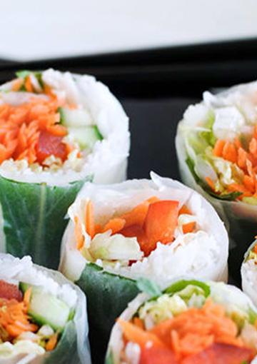 Fresh Vegetable rolls with carrot, cabbage, capsicum, cucumber and coriander