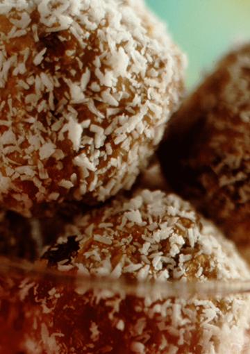 snowballs stacked with blue background