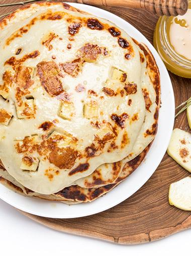 Apple and Cinnamon Pancakes with wholemeal flour