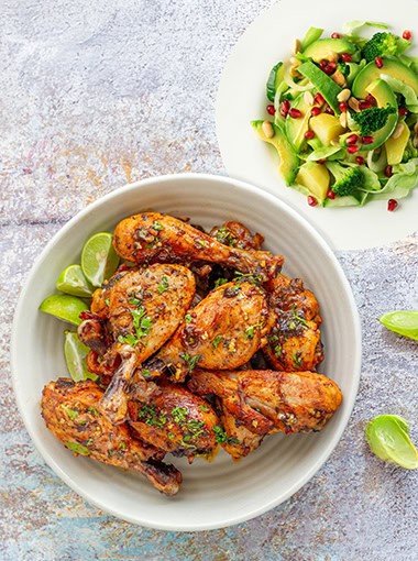 Grilled Chicken Drumsticks in bowl