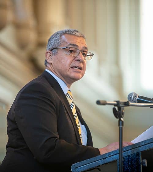 Diabetes Australia Advocate giving speech at podium