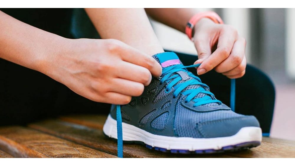 Tying shoes before exercise