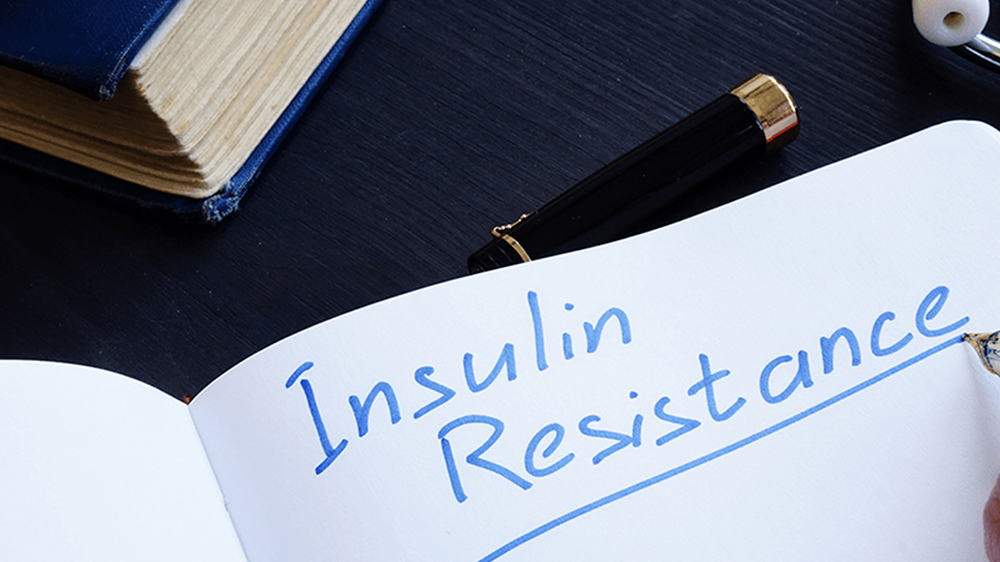 too much glucagon, Insulin resistance written on a piece of white paper