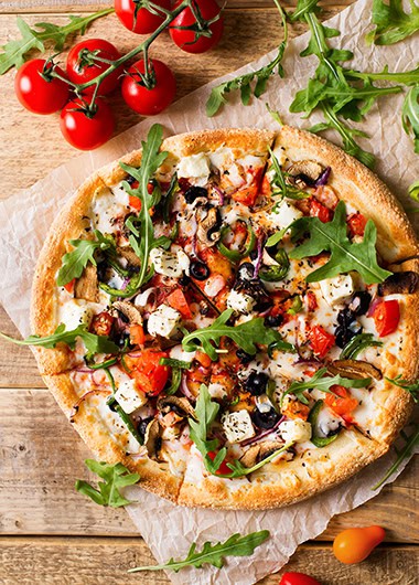Vegetable italian pizza with tomatos