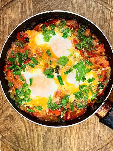 Taco seasoning shakshuka in a bowl, ready to be served