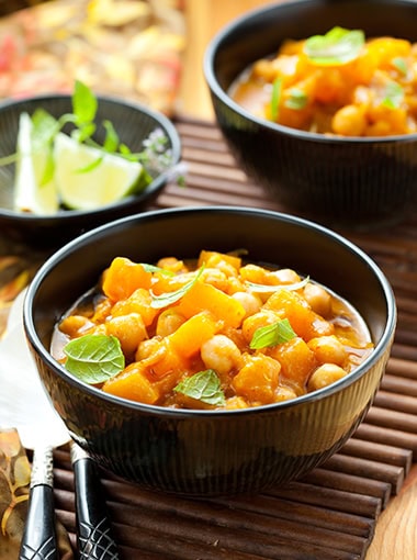Pumpkin curry with chick-peas